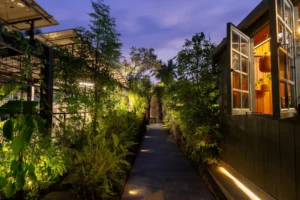Eelke Plasmeijer & Ray Adriansyah_Restaurant Entrance (2026)
